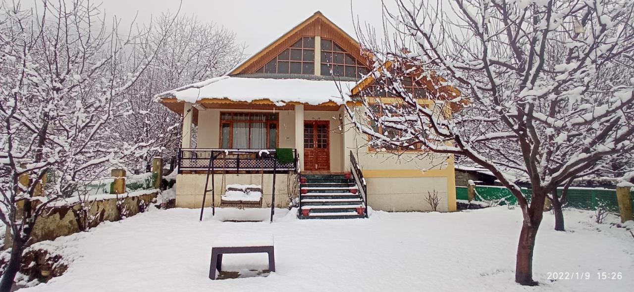 Heavenly Daze Cottage Manāli Екстериор снимка